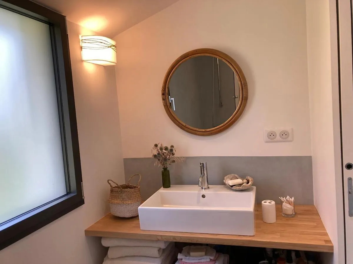 Maison Lumineuse En Pleine Nature, 800 M De La Mer, Proche Plage, Jardin, Wifi, Tout Equipe. - Fr-1-418-229 Locmaria Holiday home